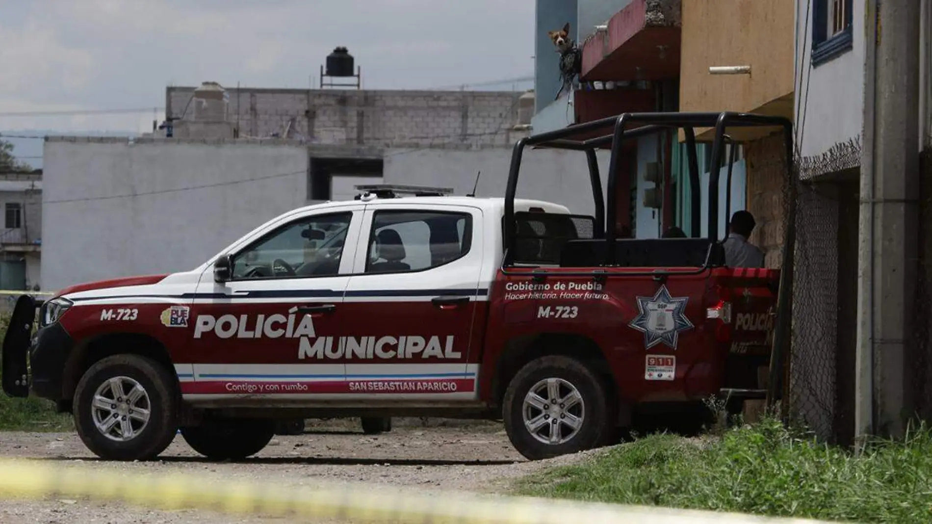 A golpes y puñaladas, un hombre fue asesinado en calles de la colonia Jorge Murad